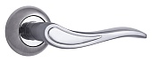 Дверная ручка Кьянти на круглой розетке (белый никель/хром SN/CP)